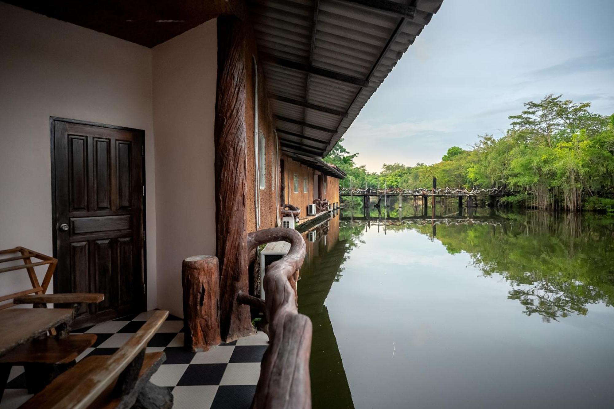 Tamnanpar Resort Ban Phe Bagian luar foto