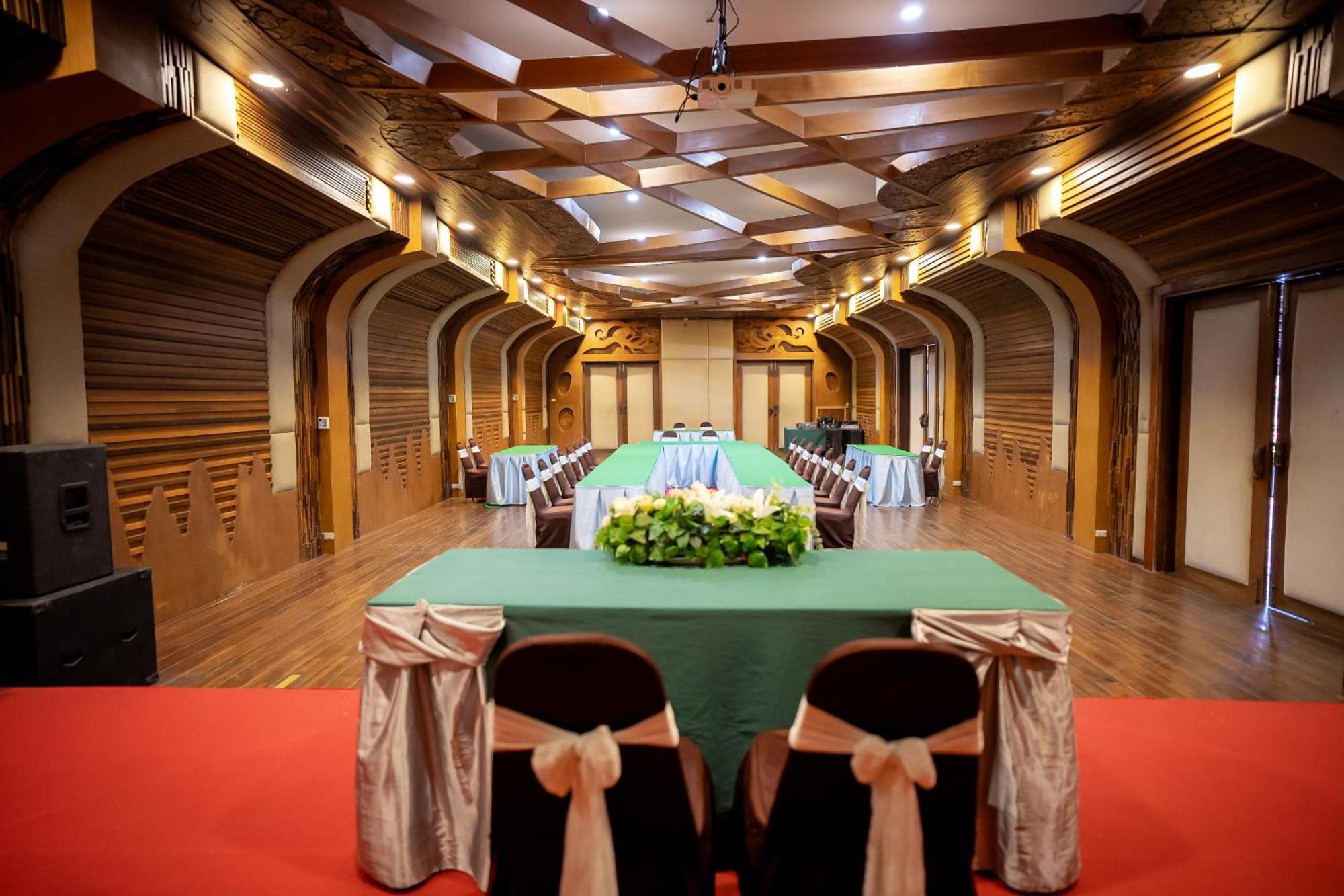 Tamnanpar Resort Ban Phe Bagian luar foto