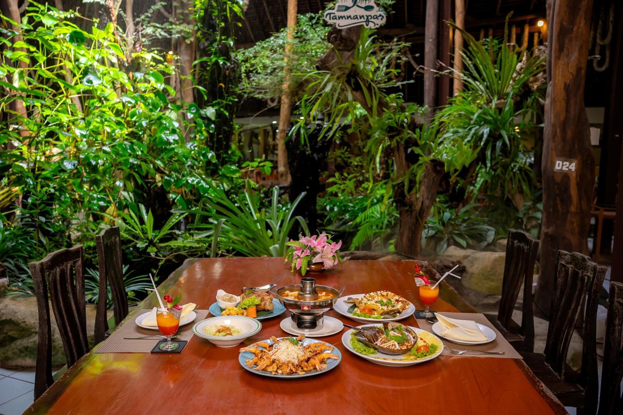 Tamnanpar Resort Ban Phe Bagian luar foto